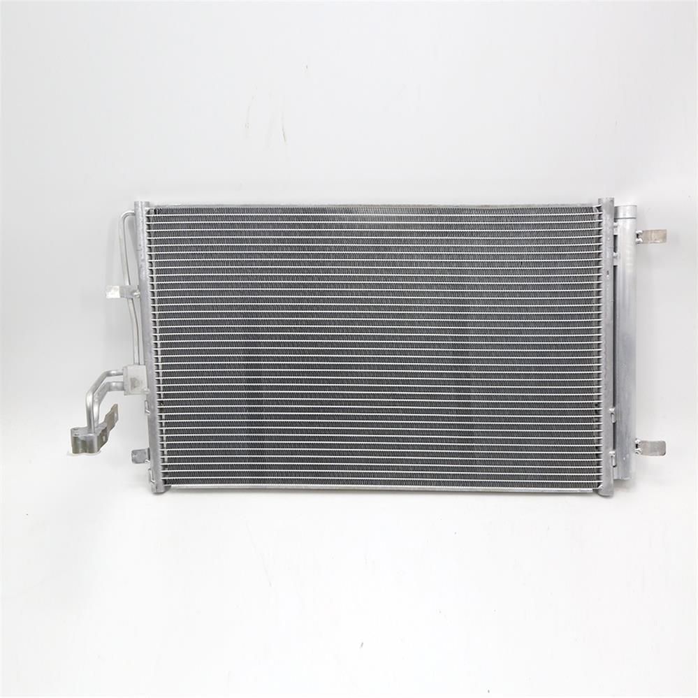 1016015484 Condensador del radiador del acondicionador GEELY Car Vision X6 1.3T
