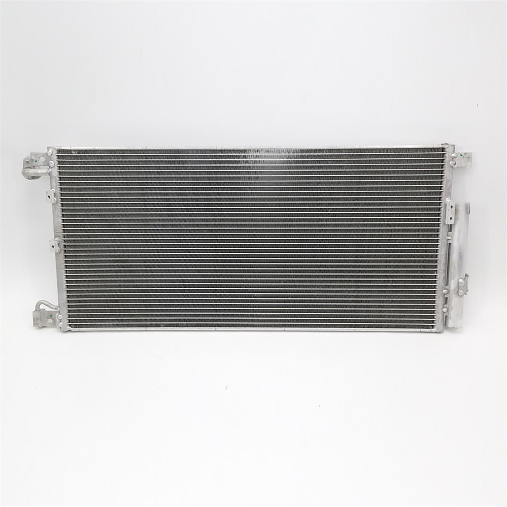 8010052400 Condensador del radiador del acondicionador Binrui 1.4T del coche GEELY