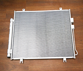 Condensador de CA automático de aluminio OE 23730221 apto para Chevrolet Baojun 530 CN202S versión de Medio Oriente